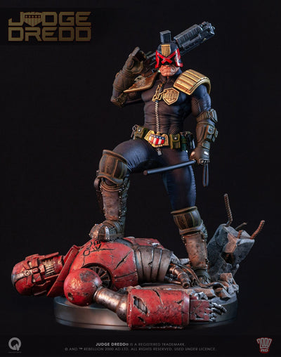 Judge Dredd EXCLUSIVE 1/4 Scale Statue