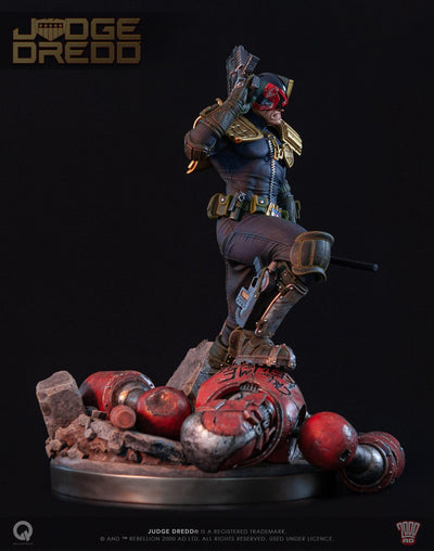 Judge Dredd EXCLUSIVE 1/4 Scale Statue