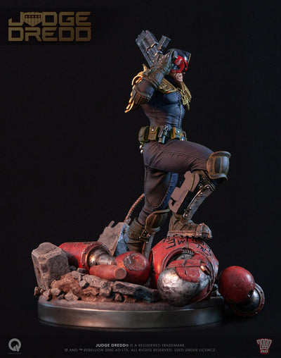 Judge Dredd EXCLUSIVE 1/4 Scale Statue