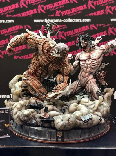 Attack On Titan: Eren Jaeger & Mikasa Vs. Armored Titan Elite Statue Exclusive