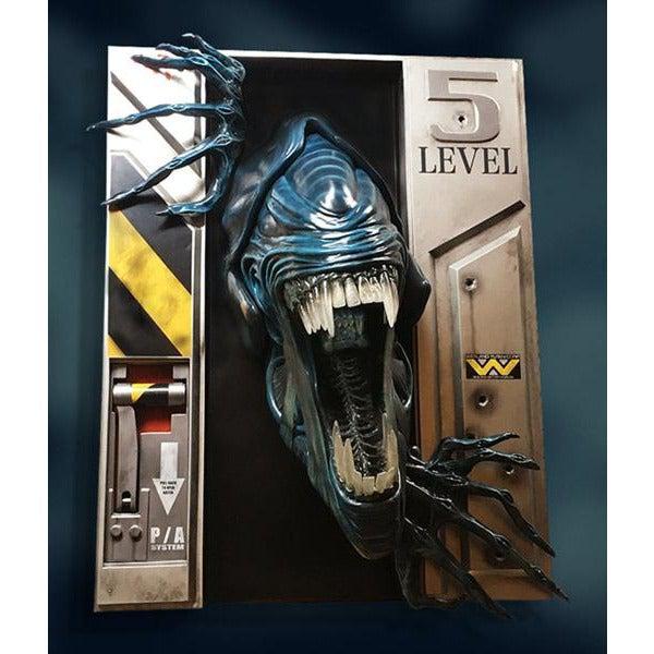 Alien Queen LIFE-SIZE Wall Sculpture Statue by Hollywood Collectibles Group