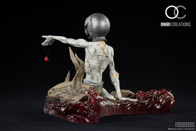 GRIFFITH – THE FALLEN HAWK STATUE