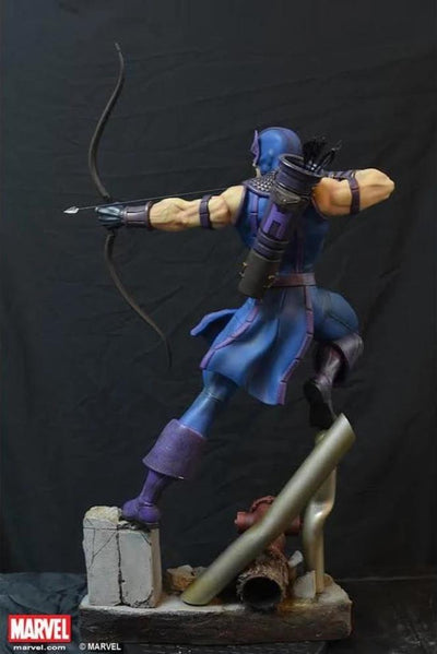 HAWKEYE 1/4 Scale Statue (Comics Version)