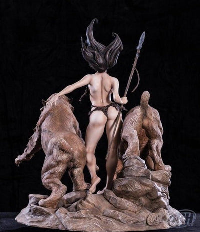 Frazetta HUNTRESS 1/4 Scale Statue by ARH Studios