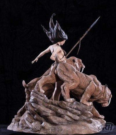 Frazetta HUNTRESS 1/4 Scale Statue by ARH Studios