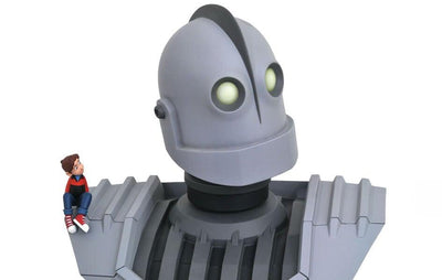 The Iron Giant 10-Inch Bust Figure Diamond
