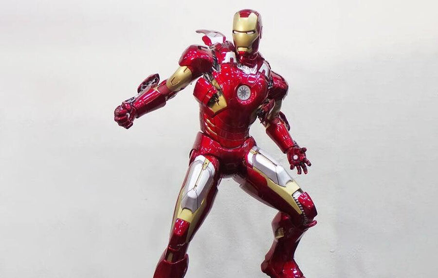 IRON MAN Mark VII 1/4 Scale Statue - DISPLAYED