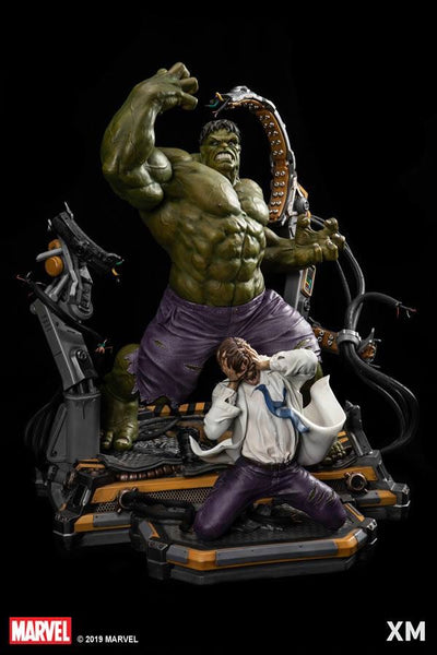 HULK TRANSFORMATION 1/4 Scale Statue 2