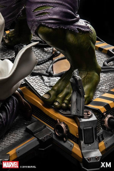 HULK TRANSFORMATION 1/4 Scale Statue 2