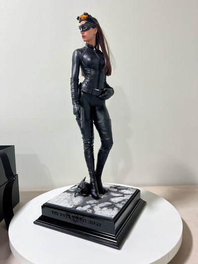 Catwoman Selina Kyle 1/3 Hyperreal Statue - REPAIRED
