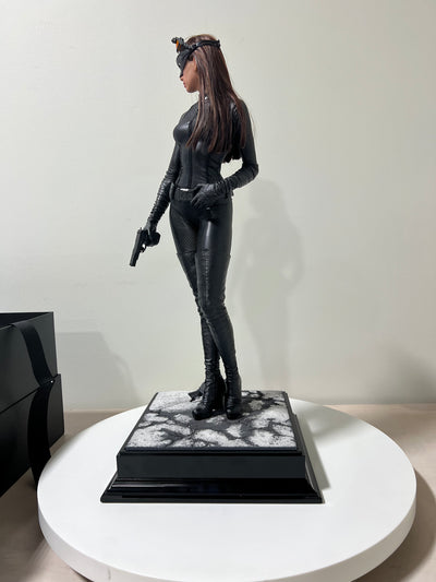 Catwoman Selina Kyle 1/3 Hyperreal Statue - REPAIRED