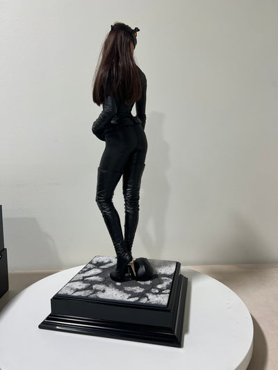 Catwoman Selina Kyle 1/3 Hyperreal Statue - REPAIRED