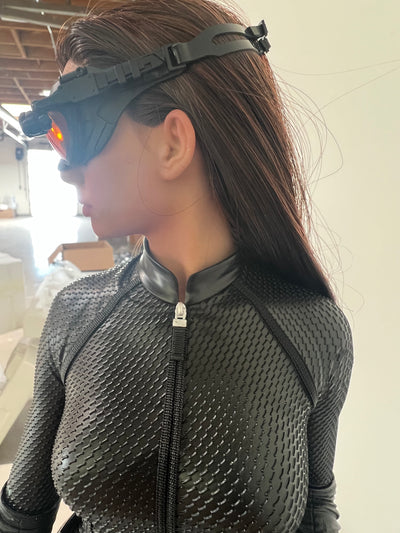 Catwoman Selina Kyle 1/3 Hyperreal Statue - REPAIRED