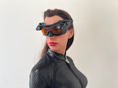 Catwoman Selina Kyle 1/3 Hyperreal Statue - REPAIRED