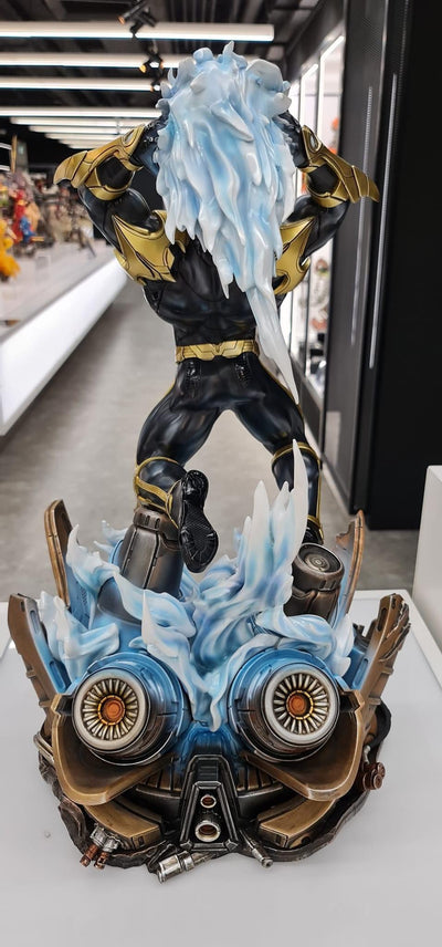 Nova 1/4 Scale Statue
