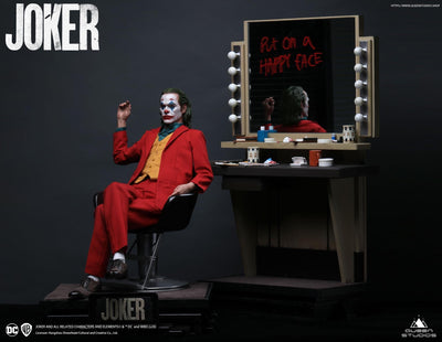 The Joker (2019) PREMIUM 1:3 Scale Statue
