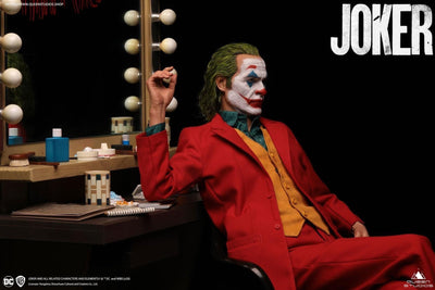 The Joker (2019) DELUXE 1:3 Scale Statue