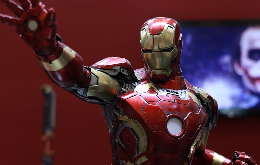 Iron Man Mark 43 1/4 Scale Statue