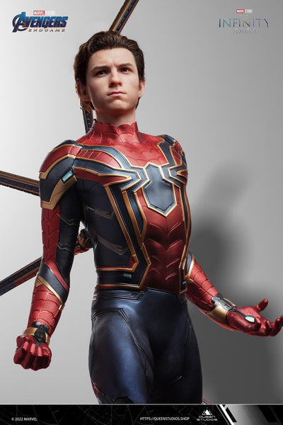 Iron Spider-Man (Premium Edition) 1/2 Scale Statue