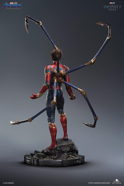 Iron Spider-Man (Premium Edition) 1/2 Scale Statue