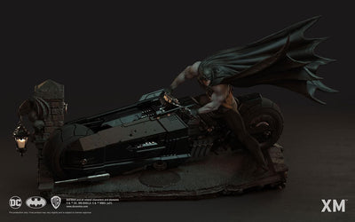 Batman - White Knight (Batcycle Edition) 1/4 Scale Statue