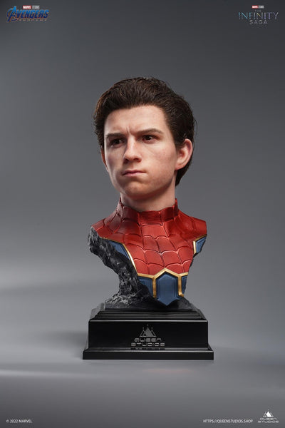 Iron Spider-Man (Premium Edition) 1/2 Scale Statue