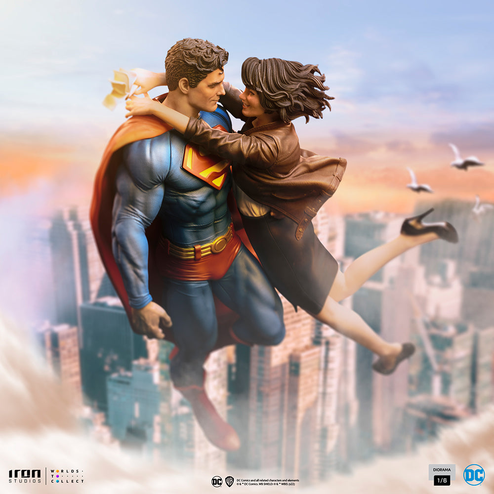 Superman and Lois 1/6 Scale Diorama