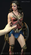 Wonder Woman Platinum 1/3 Scale Statue
