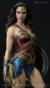 Wonder Woman Platinum 1/3 Scale Statue