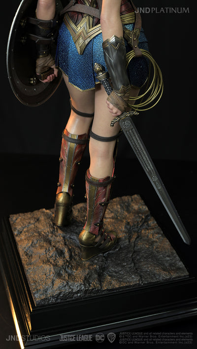 Wonder Woman Platinum 1/3 Scale Statue - Spec Fiction Shop
