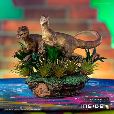 Jurassic Park - The Two Raptors Deluxe Art Scale 1/10