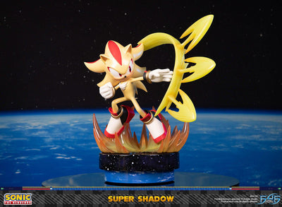 Super Shadow (Standard Edition) Statue
