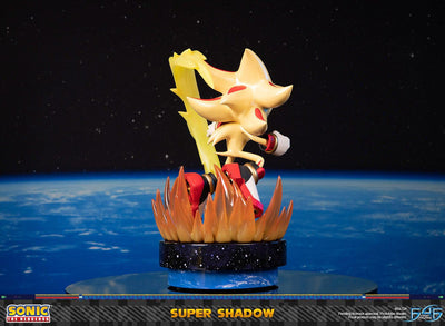 Super Shadow (Standard Edition) Statue