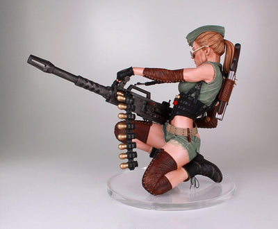 Honey Trap - LUCKY 1:4 Scale Statue by Gentle Giant