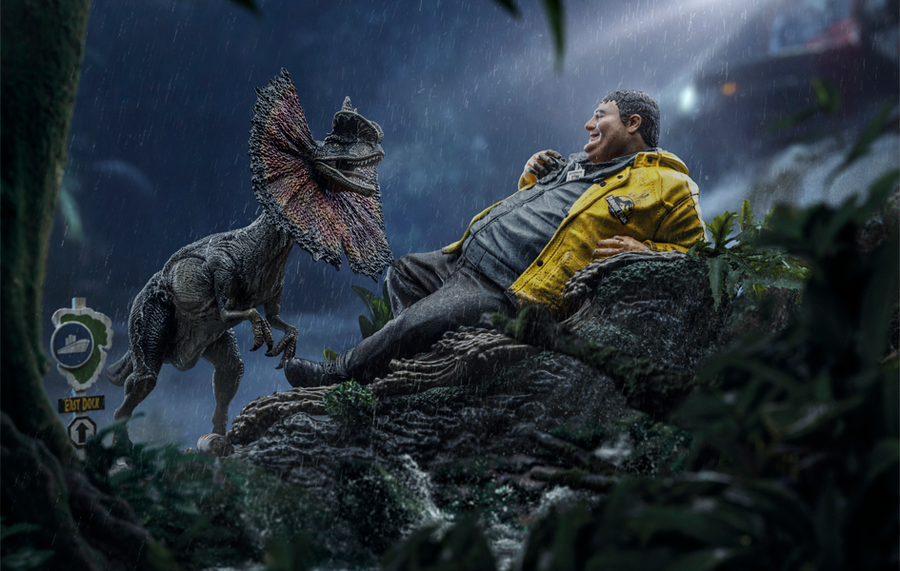 Jurassic World - Tyrannosaurus Rex 1/3 Scale Bust - Spec Fiction Shop