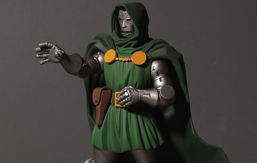 Doctor Doom 1/8 Scale Statue
