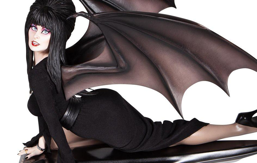 Grand Jester Studios Elvira 1/4 Scale Masterpiece Statue