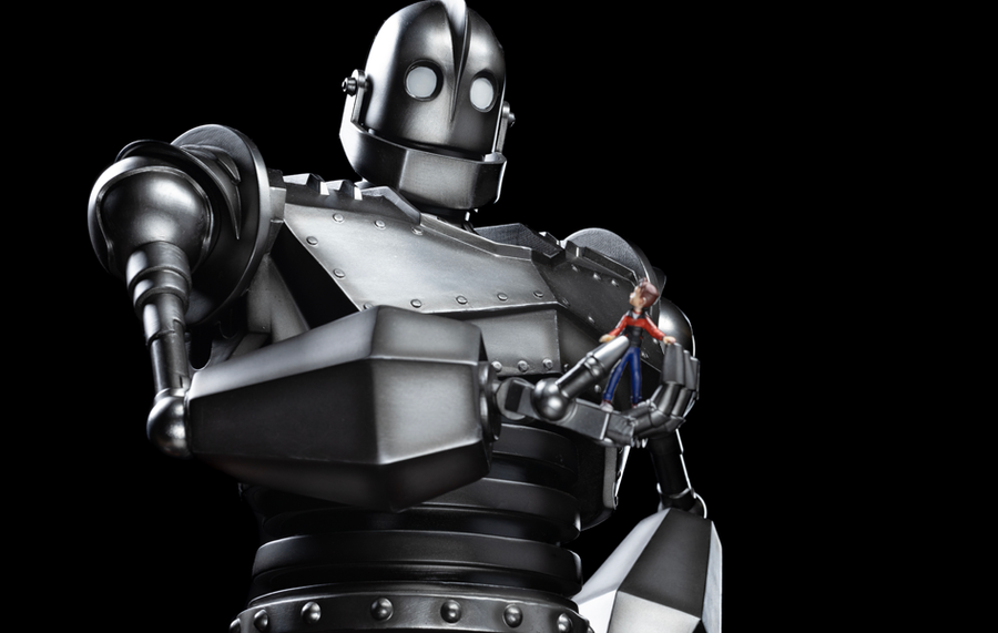 Iron Giant and Hogarth Hughes Demi Scale 1/20