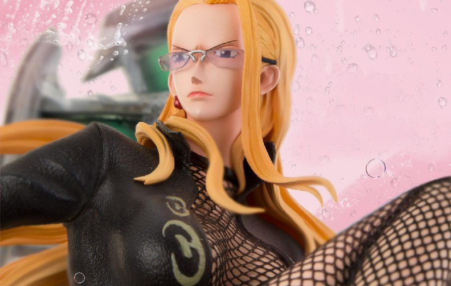 One Piece: Kalifa 1/4 Scale Premium Statue