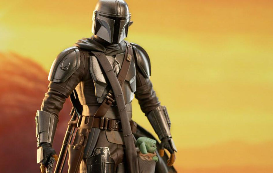 The Mandalorian with Child 1/7 Scale Statue