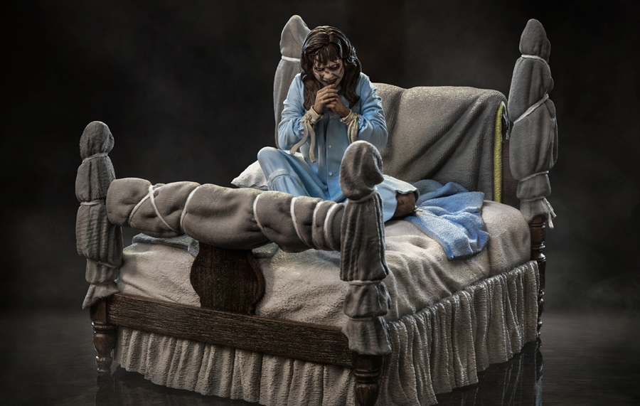 The Exorcist - Posessed Regan McNeil Deluxe Art Scale 1/10