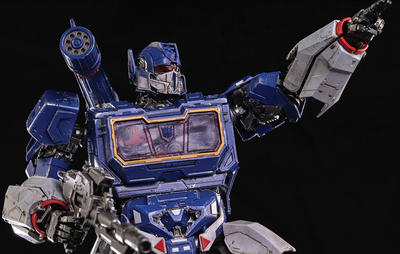 Transformers Bumblebee - Soundwave and Ravage DLX Figure