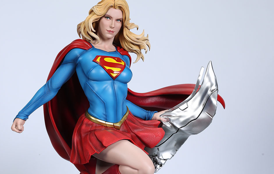 Supergirl 1/6 Scale Statue - Spec Fiction Shop