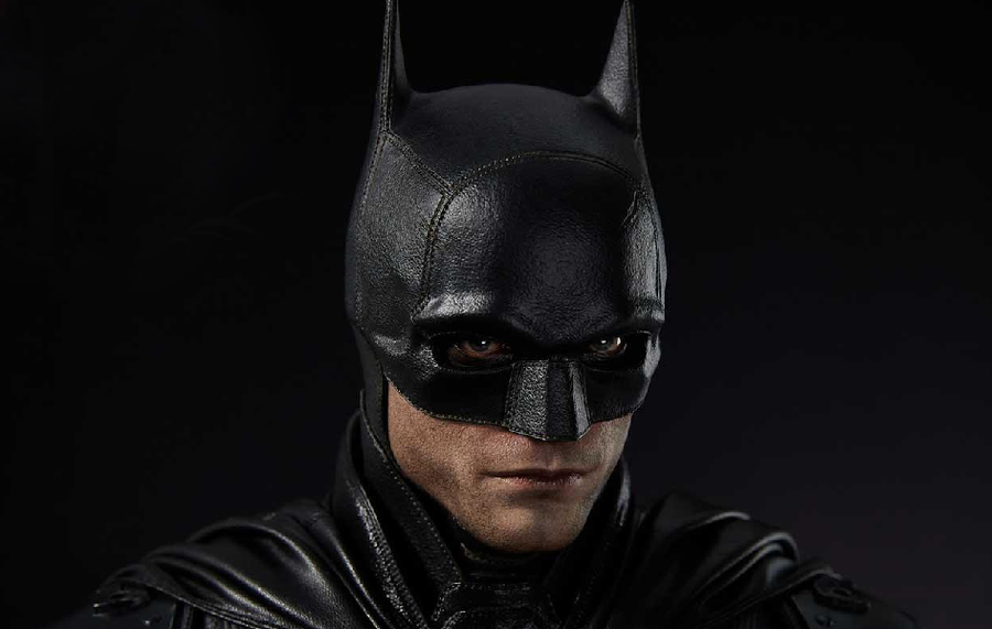 The Batman (Bonus Version) 1/3 Scale Statue