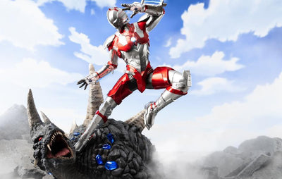 Ultraman vs Black King 1/4 Scale Statue