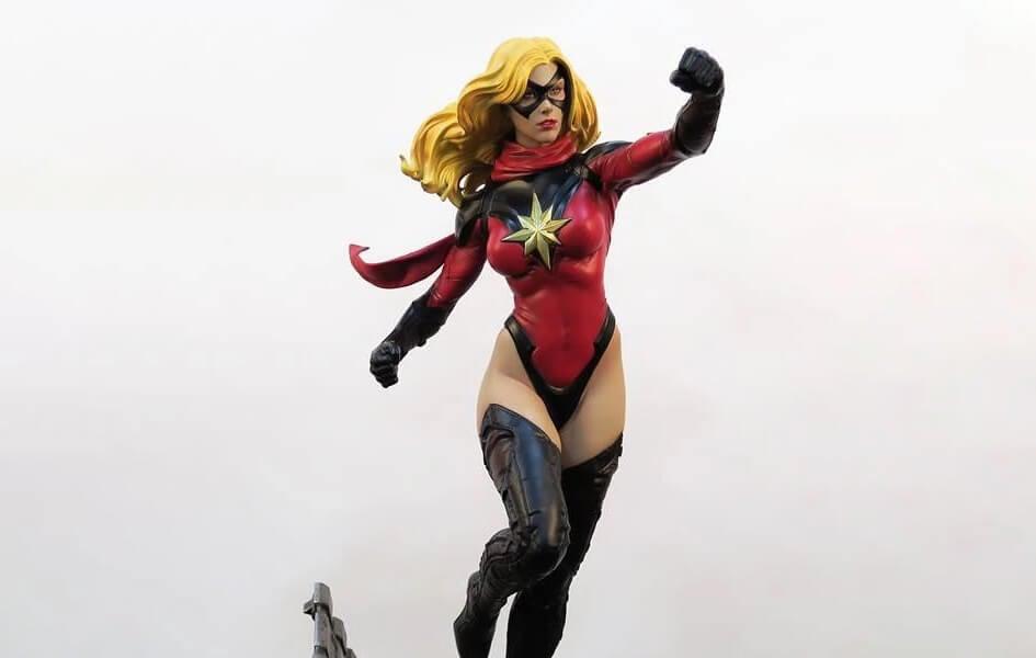 Captain Marvel 1/4 Scale Premium Statue - Spec Fiction Shop