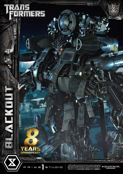 Transformers Blackout Museum Masterline Statue