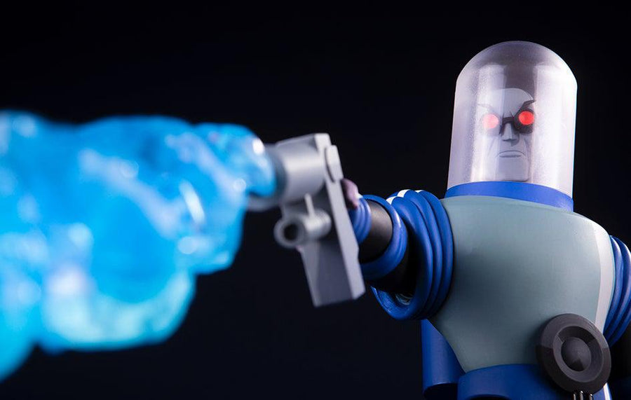 Mr. Freeze 1/6 Scale Figure BTAS - MONDO