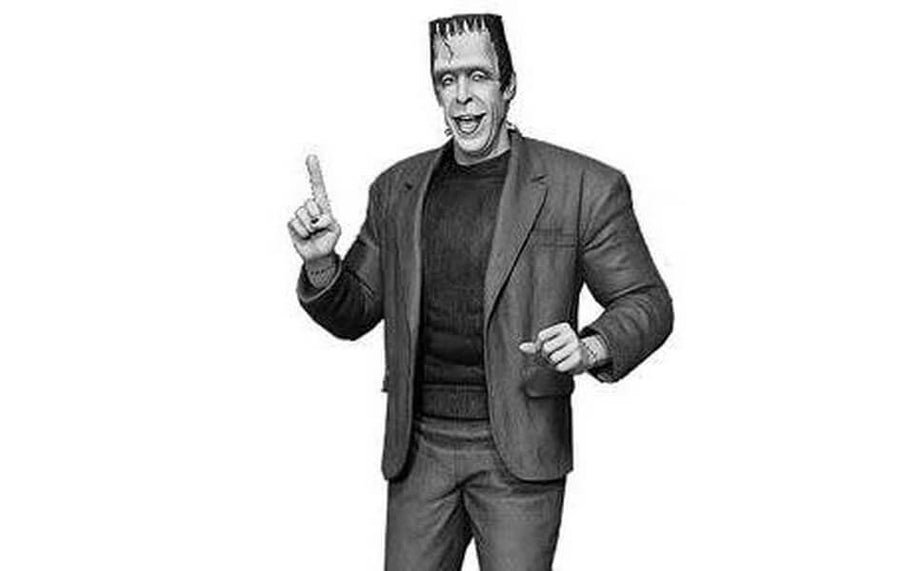The Munsters: Herman Munster Black & white Maquette Statue by Tweeterhead