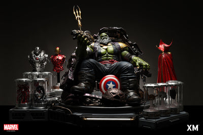 Maestro (Version B) 1/4 Scale Statue